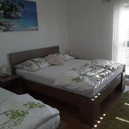 Ravlic Pensjonat Makarska