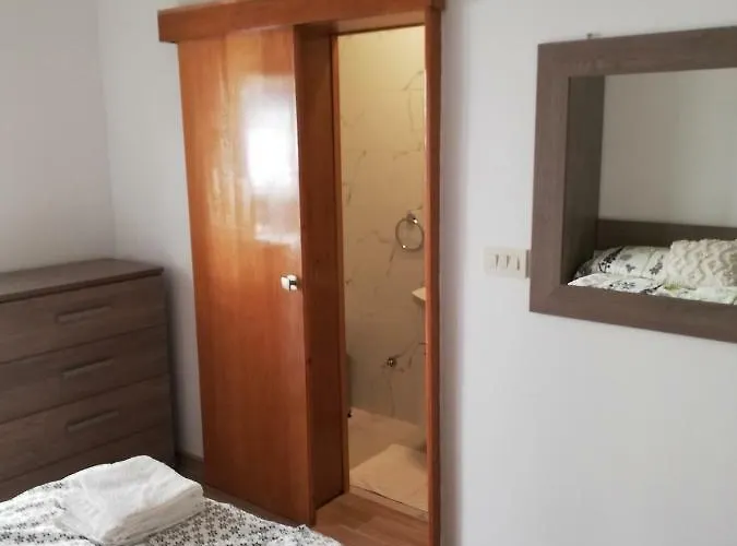 Gostinjska kuća Ravlic Makarska
