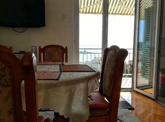 Gostinjska kuća Ravlic