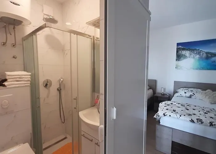 Ravlic 3* Makarska