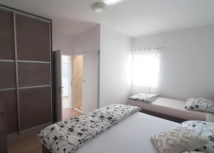 Ravlic Gostinjska kuća