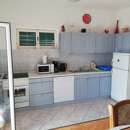 Ravlic 3* Makarska