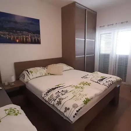 ゲストハウス Ravlic マカルスカ